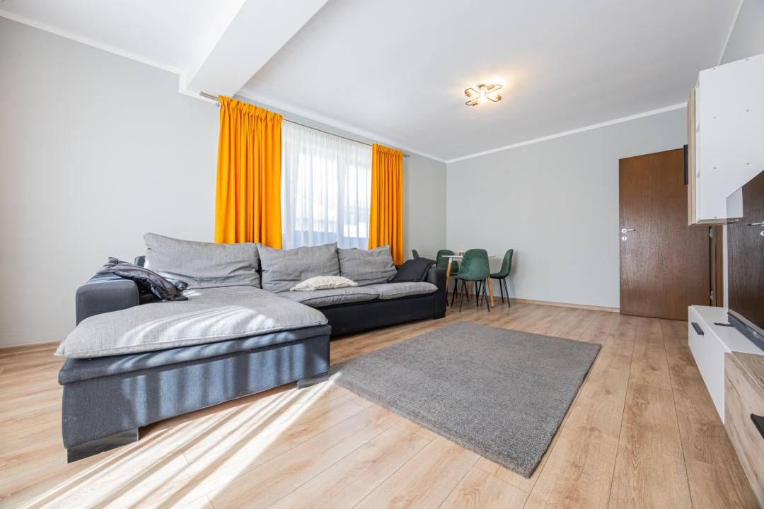 Apartament cu 2 camere de vânzare în Tractorul, Brașov – fotografia 3 din 17