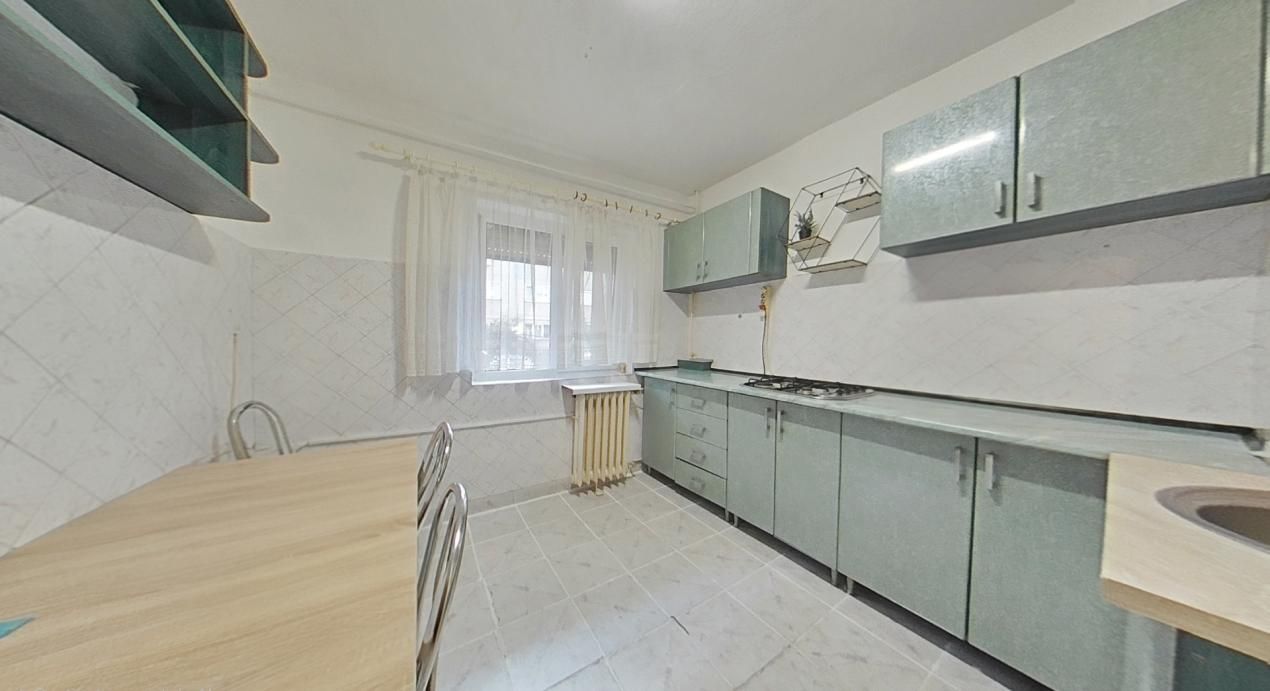 Apartament cu 4 camere de închiriat în Arad – fotografia 10 din 16