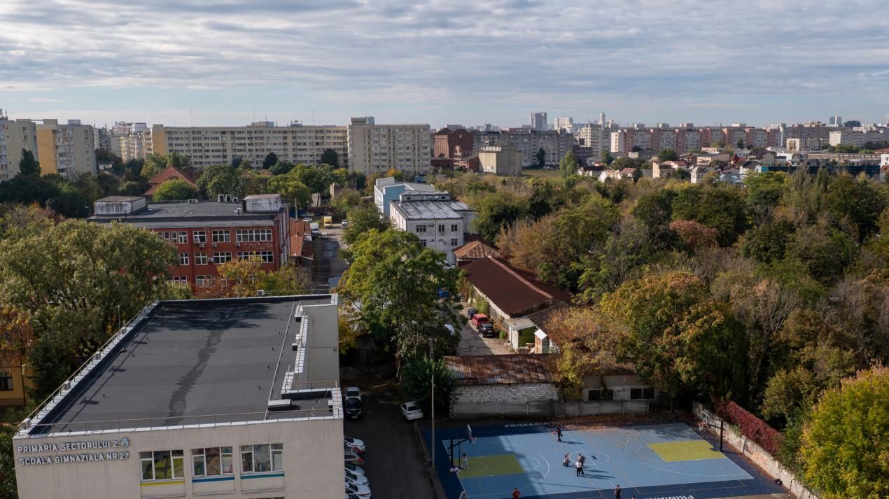 Apartament cu 3 camere de vânzare în Colentina, București – fotografia 1 din 10