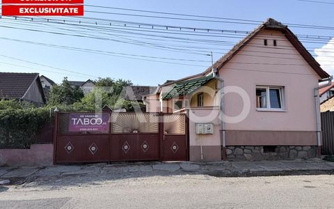 Casă cu 3 camere de vânzare în Sura Mare