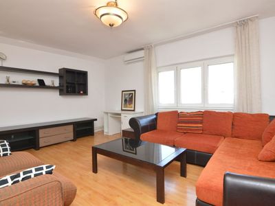 Apartament cu 3 camere de vânzare în Unirii, București – fotografia 2 din 26