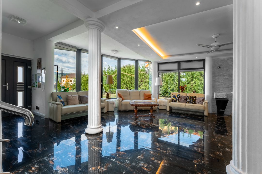 Hotel / pensiune cu 8 camere de vânzare în Central, Călimănești – fotografia 7 din 41