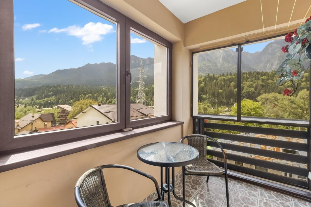 Casă cu 8 camere de vânzare în Zamora, Bușteni – fotografia 16 din 20