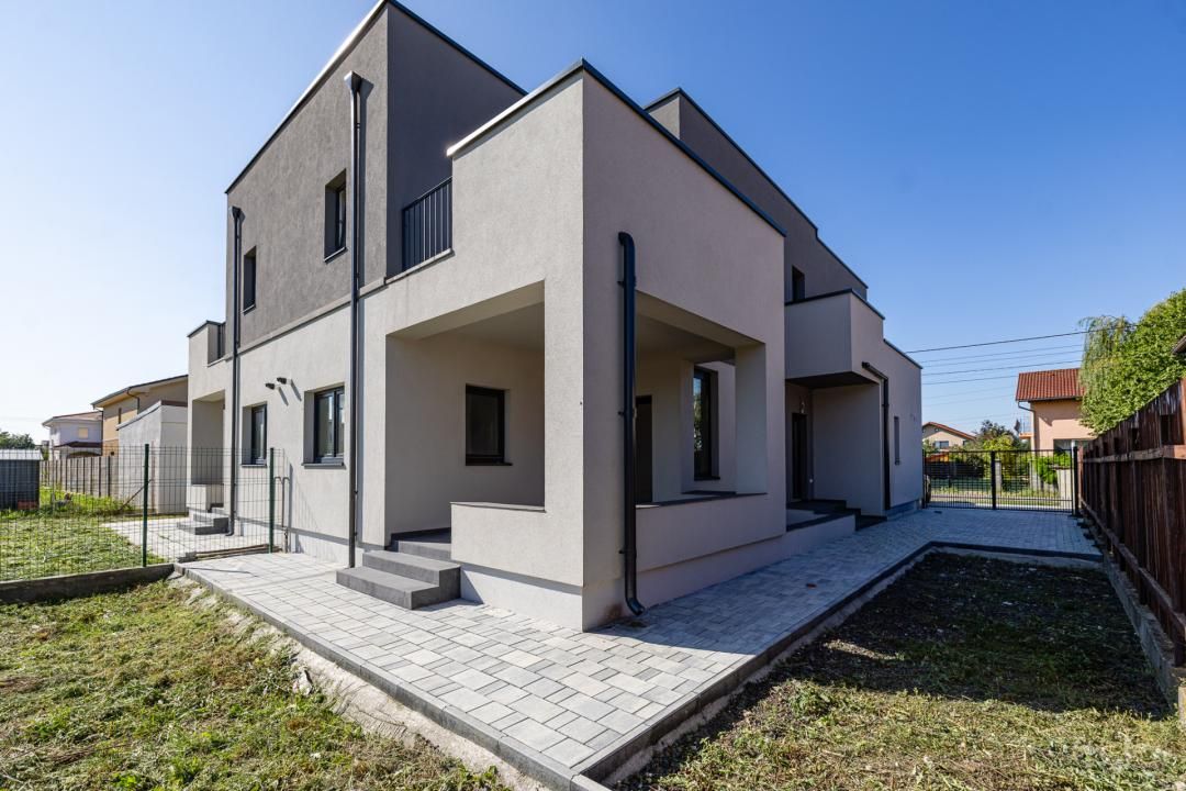 Casă cu 4 camere de vânzare în Moșnița Nouă – fotografia 2 din 56