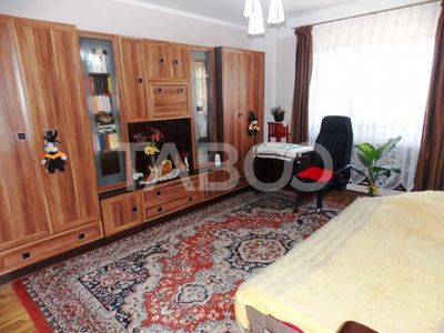 Casă cu 6 camere de vânzare în Gusterita, Sibiu – fotografia 3 din 23