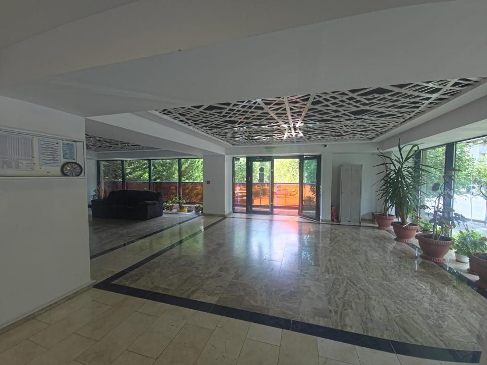 Apartament cu 2 camere de vânzare în Central, Mamaia – fotografia 17 din 26