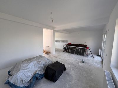 Casă cu 3 camere de vânzare în Sud, Berceni – fotografia 5 din 12