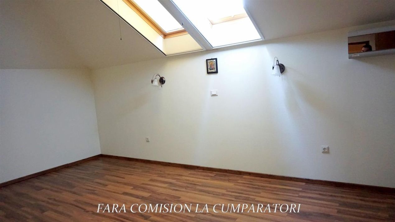 Casă cu 5 camere de vânzare în Muereasca – fotografia 13 din 30