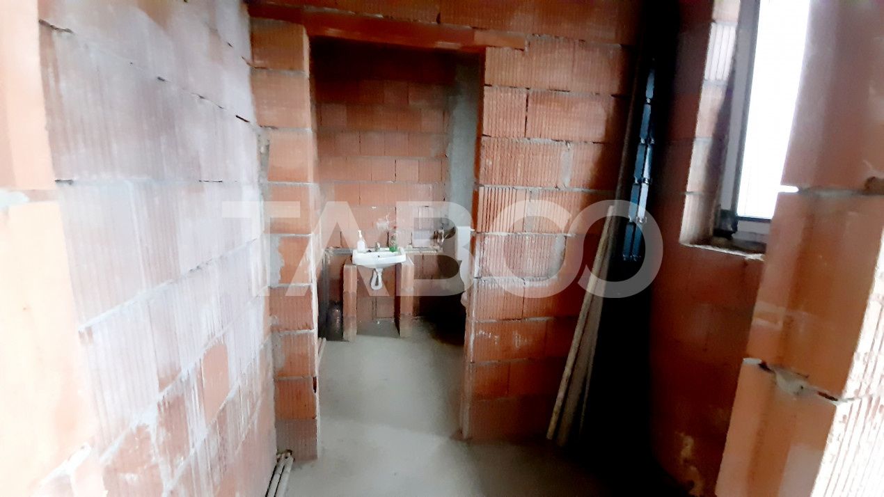 Spațiu comercial cu 2 camere de vânzare în Turnisor, Sibiu – fotografia 6 din 7