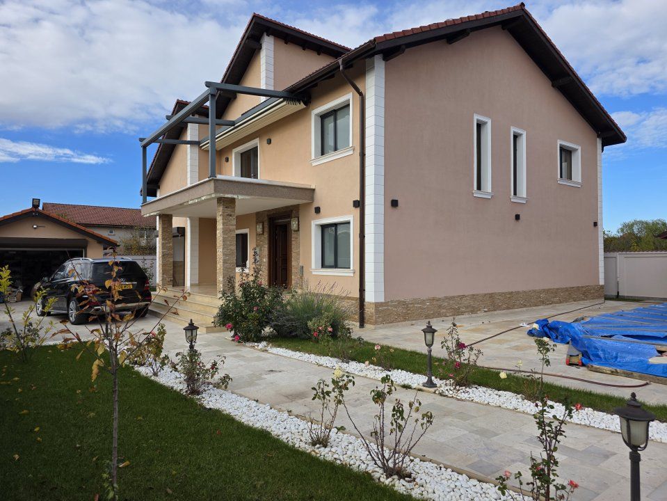 Casă cu 8 camere de vânzare în Snagov – fotografia 2 din 26