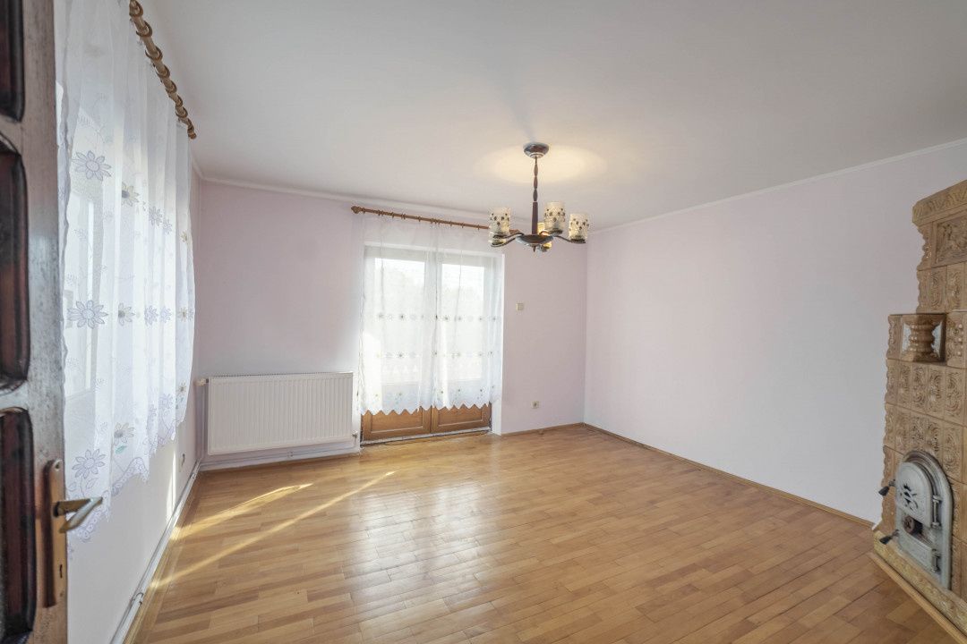 Casă cu 3 camere de vânzare în Central, Tartasesti – fotografia 6 din 15