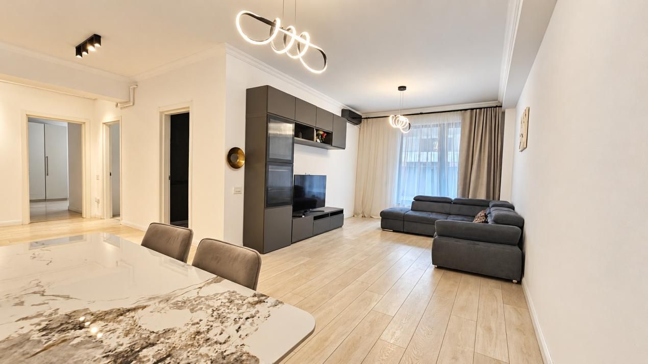 Apartament cu 3 camere de vânzare în Pipera, București – fotografia 1 din 13