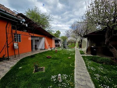 Casă cu 3 camere de vânzare în Beclean – fotografia 2 din 16