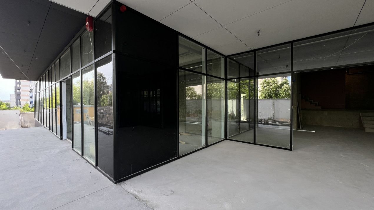 Spațiu comercial cu 3 camere de închiriat în Universitate, Constanța – fotografia 4 din 21