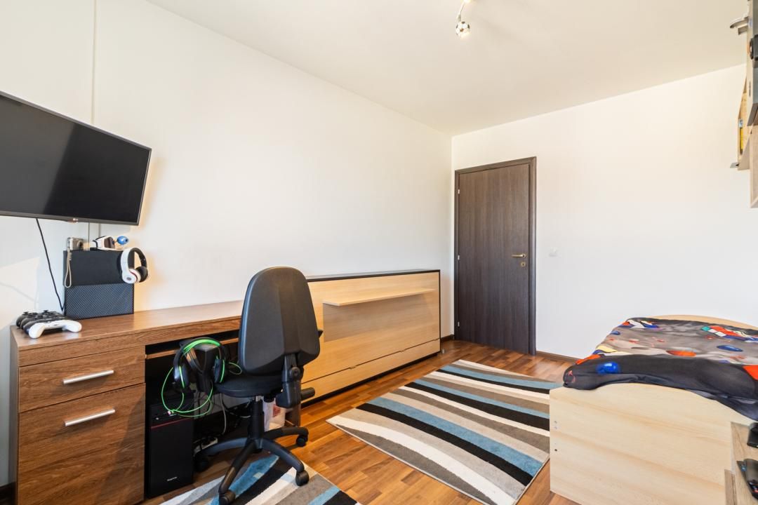 Apartament cu 3 camere de vânzare în Tractorul, Brașov – fotografia 11 din 17