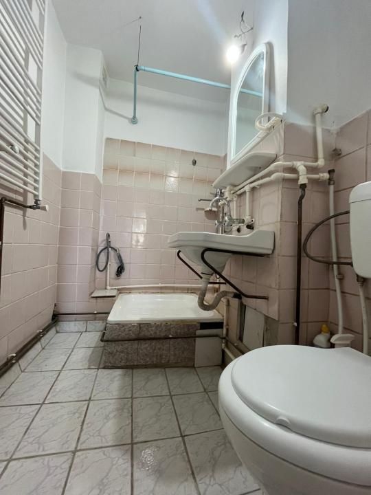 Apartament cu 2 camere de vânzare în Central, Găești – fotografia 11 din 16