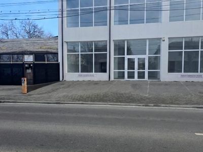 Spațiu comercial cu 2 camere de închiriat în Casa de Cultura, Constanța – fotografia 3 din 5