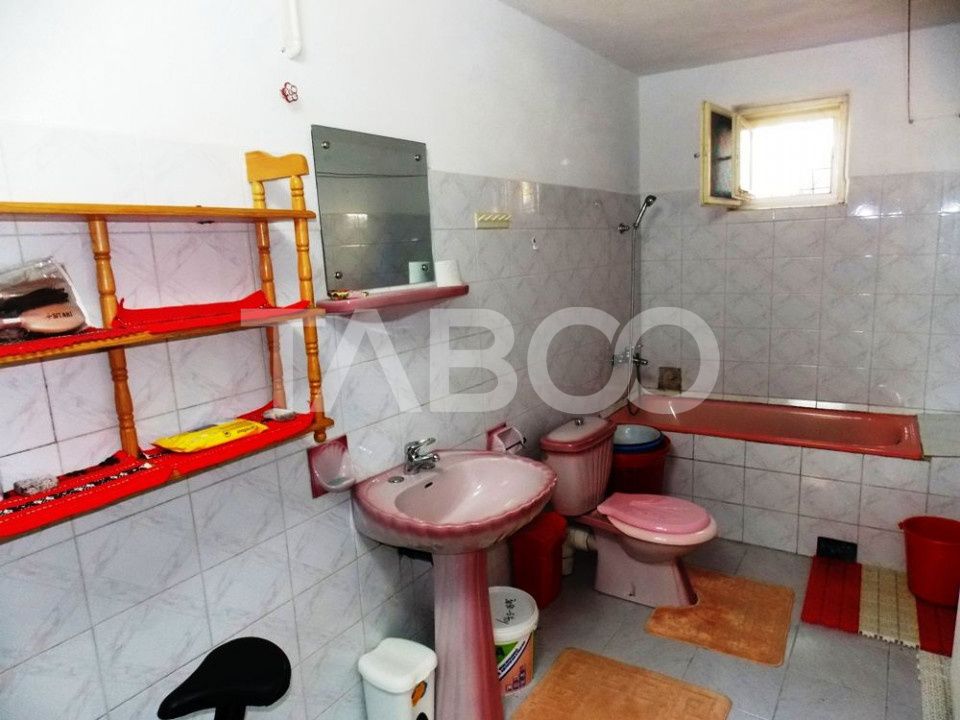 Casă cu 6 camere de vânzare în Gusterita, Sibiu – fotografia 18 din 23
