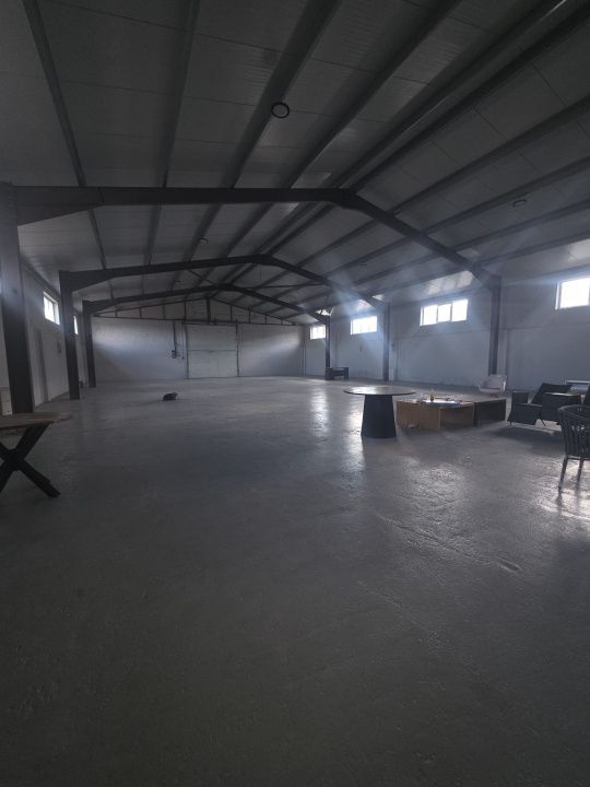 Spațiu industrial cu 1 cameră de închiriat în Palas, Constanța – fotografia 1 din 9
