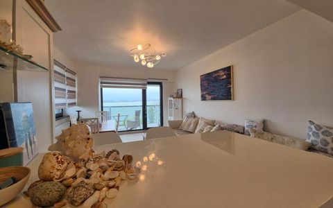 Apartament cu 2 camere de vânzare în Central, Mamaia