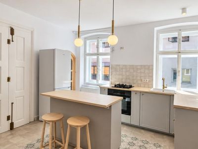 Apartament cu 2 camere de închiriat în Central, Brașov – fotografia 2 din 14