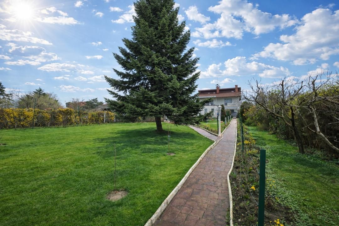 Casă cu 5 camere de vânzare în Snagov – fotografia 2 din 21