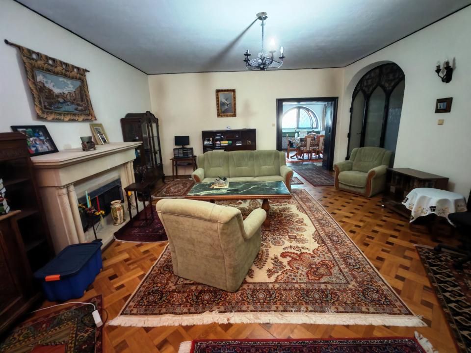 Apartament cu 3 camere de vânzare în Grădina Icoanei, București – fotografia 1 din 12
