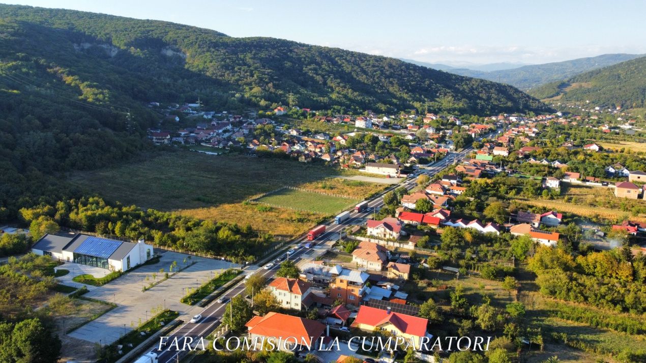 Teren de vânzare în Central, Bujoreni – fotografia 1 din 11