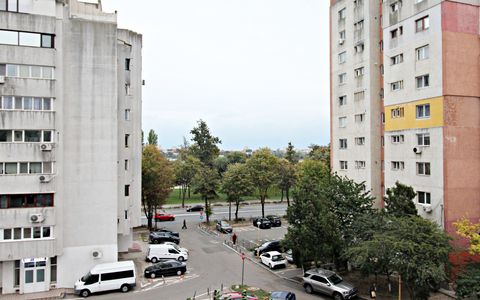 Apartament cu 2 camere de vânzare în City Park Mall, Constanța