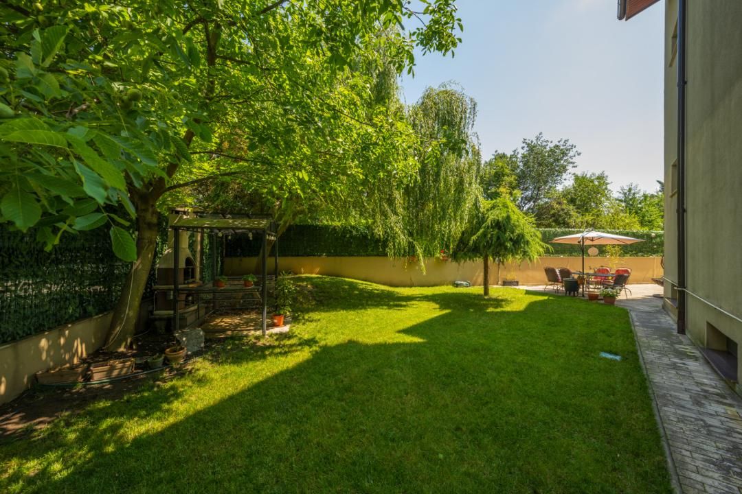Casă cu 6 camere de vânzare în Nord, Voluntari – fotografia 19 din 20