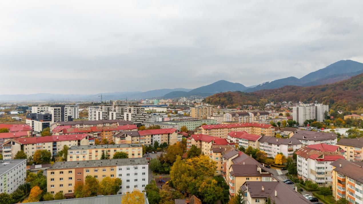 Casă cu 5 camere de vânzare în Noua, Brașov – fotografia 20 din 27