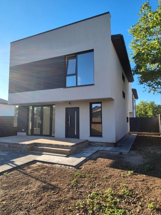 Casă cu 4 camere de vânzare în Otopeni – fotografia 21 din 22