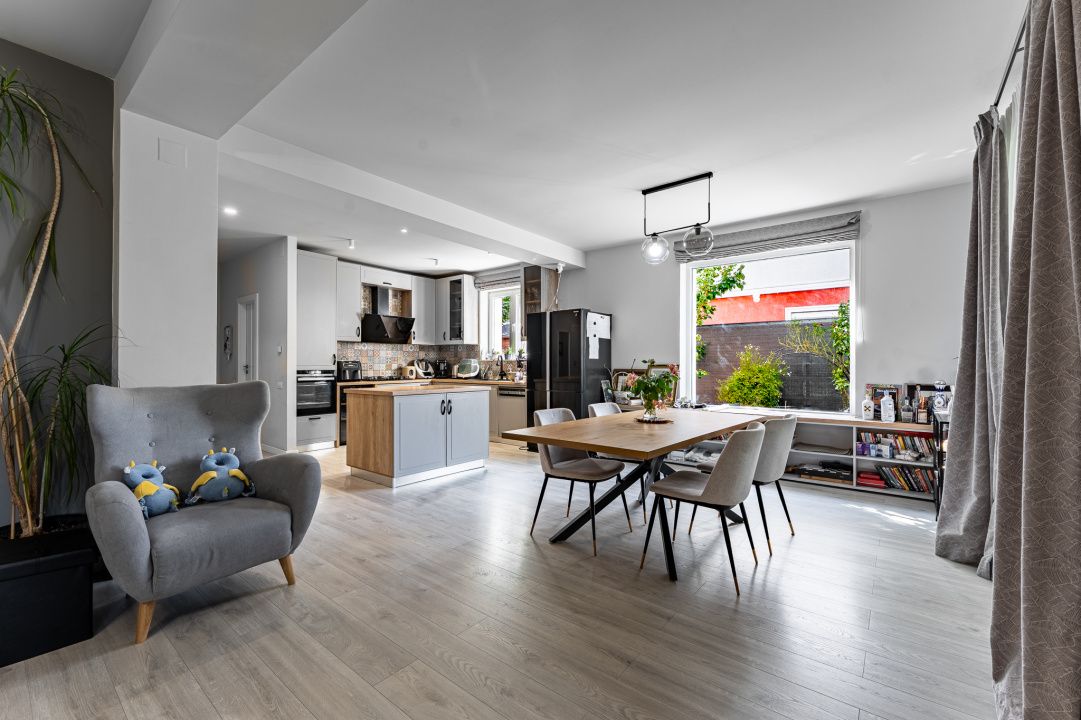 Casă cu 5 camere de închiriat în Pipera, București – fotografia 1 din 39