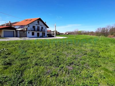 Teren de vânzare în Central, Baile 1 Mai – fotografia 5 din 8