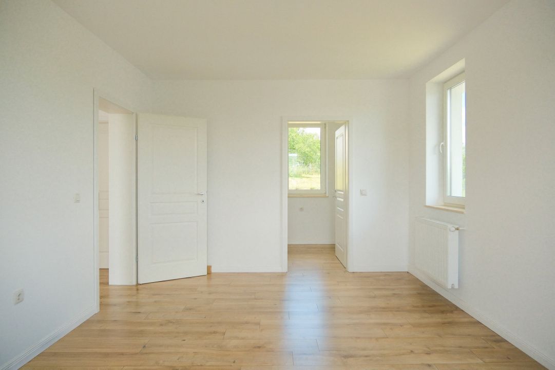 Casă cu 5 camere de vânzare în Central, Pata – fotografia 11 din 50