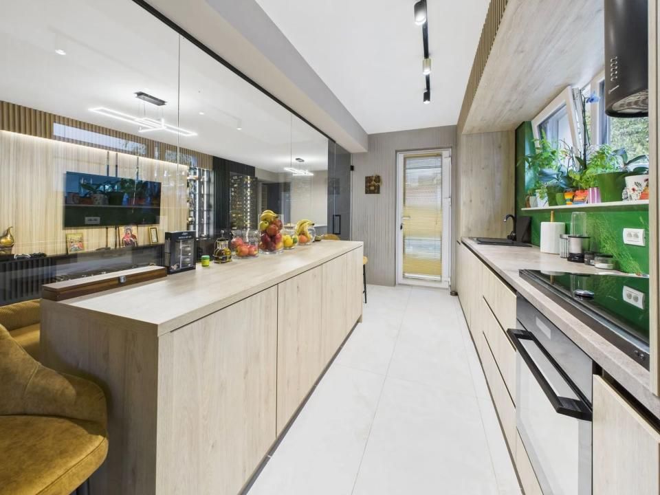 Casă cu 5 camere de vânzare în Vest, Otopeni – fotografia 40 din 40