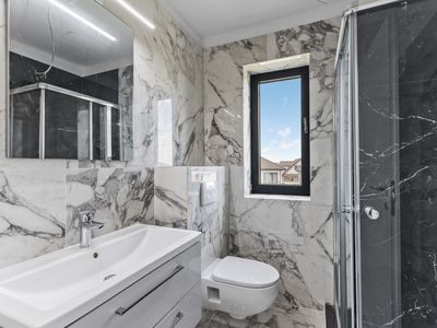 Apartament cu 3 camere de vânzare în Ovidiu – fotografia 4 din 17