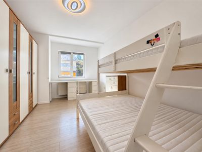 Apartament cu 3 camere de vânzare în Teilor, Florești – fotografia 5 din 15
