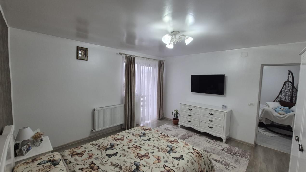 Casă cu 3 camere de vânzare în Central, Geamana – fotografia 3 din 17