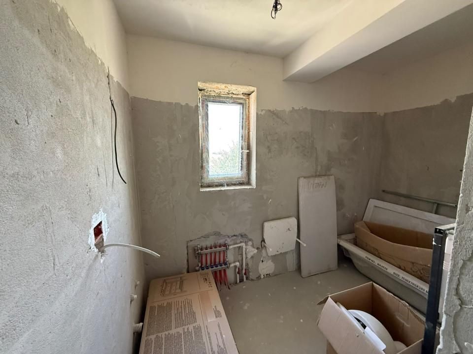 Casă cu 4 camere de vânzare în Sud, Berceni – fotografia 12 din 30