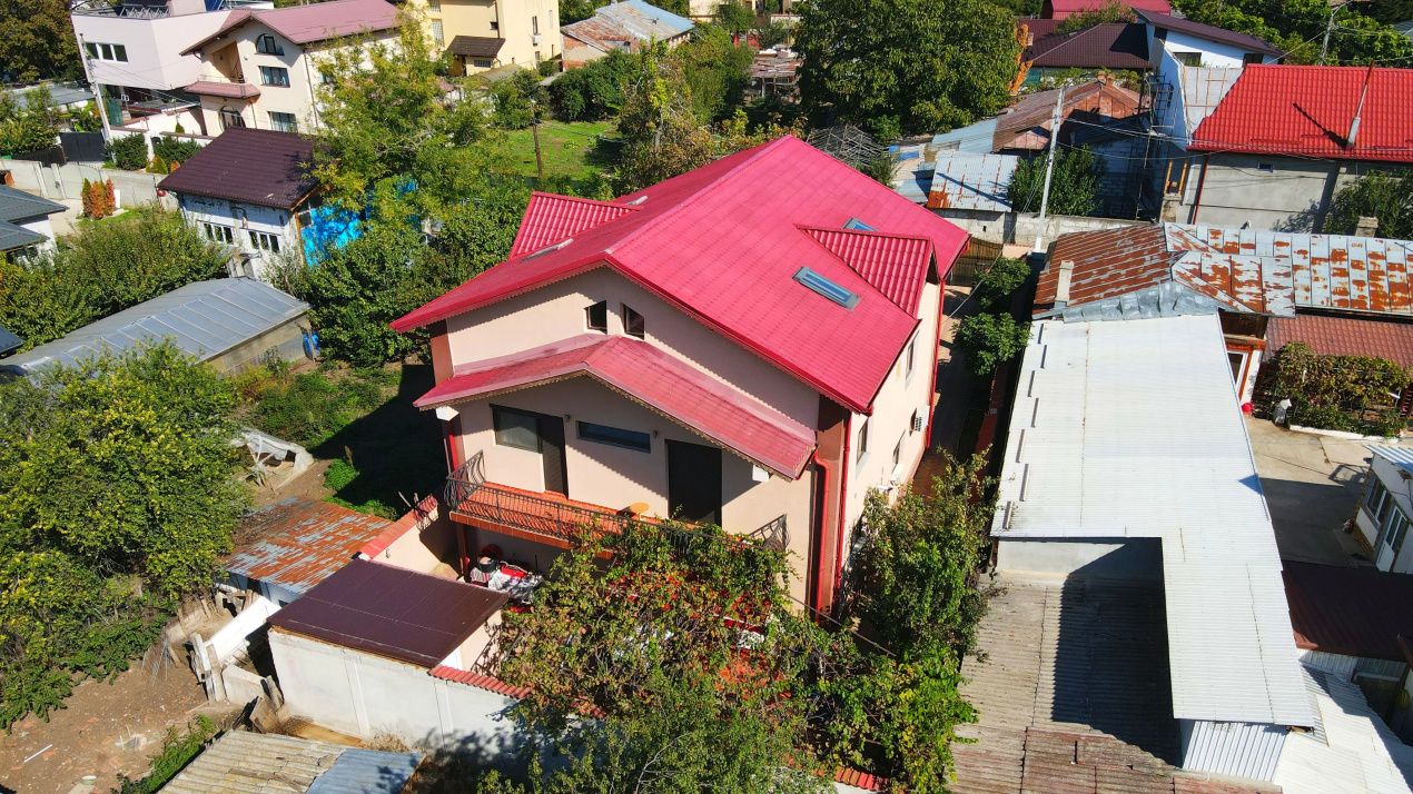 Casă cu 8 camere de vânzare în Central, Afumați – fotografia 2 din 91