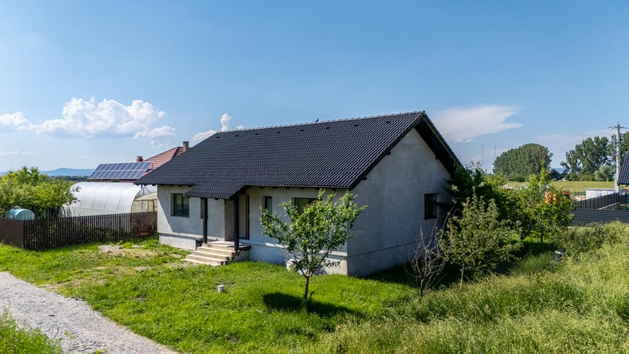 Casă cu 4 camere de vânzare în Sânpetru – fotografia 12 din 13