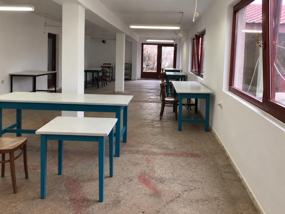 Spațiu industrial cu 15 camere de vânzare în Comănești – fotografia 6 din 10