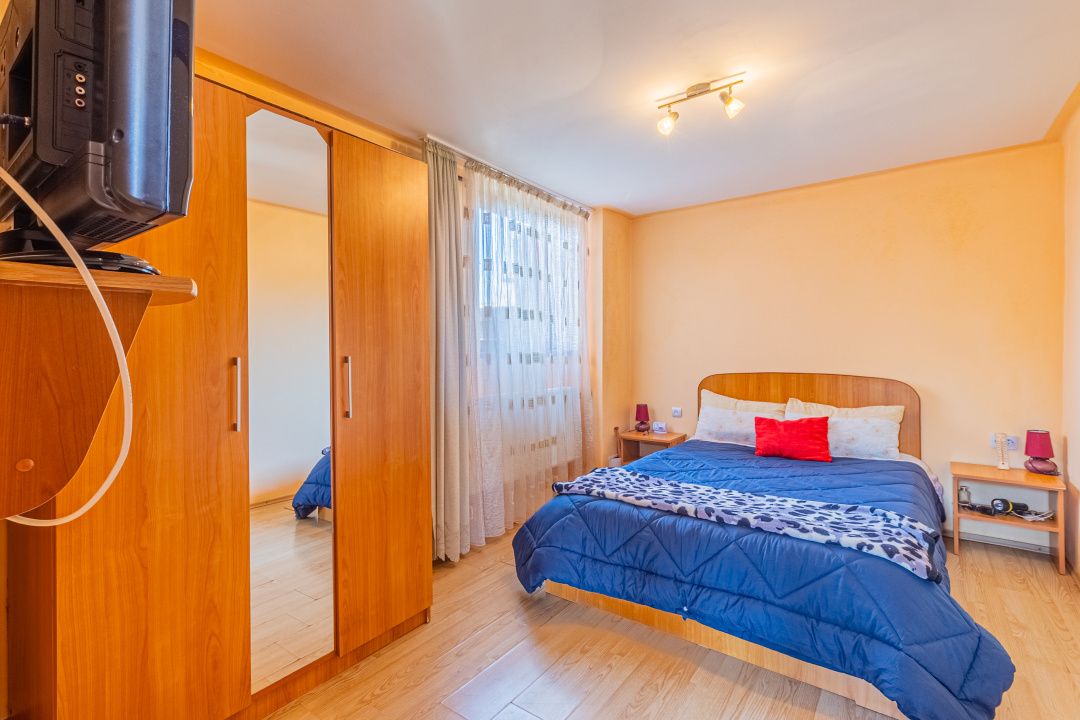 Casă cu 10 camere de vânzare în Râșnov – fotografia 24 din 35