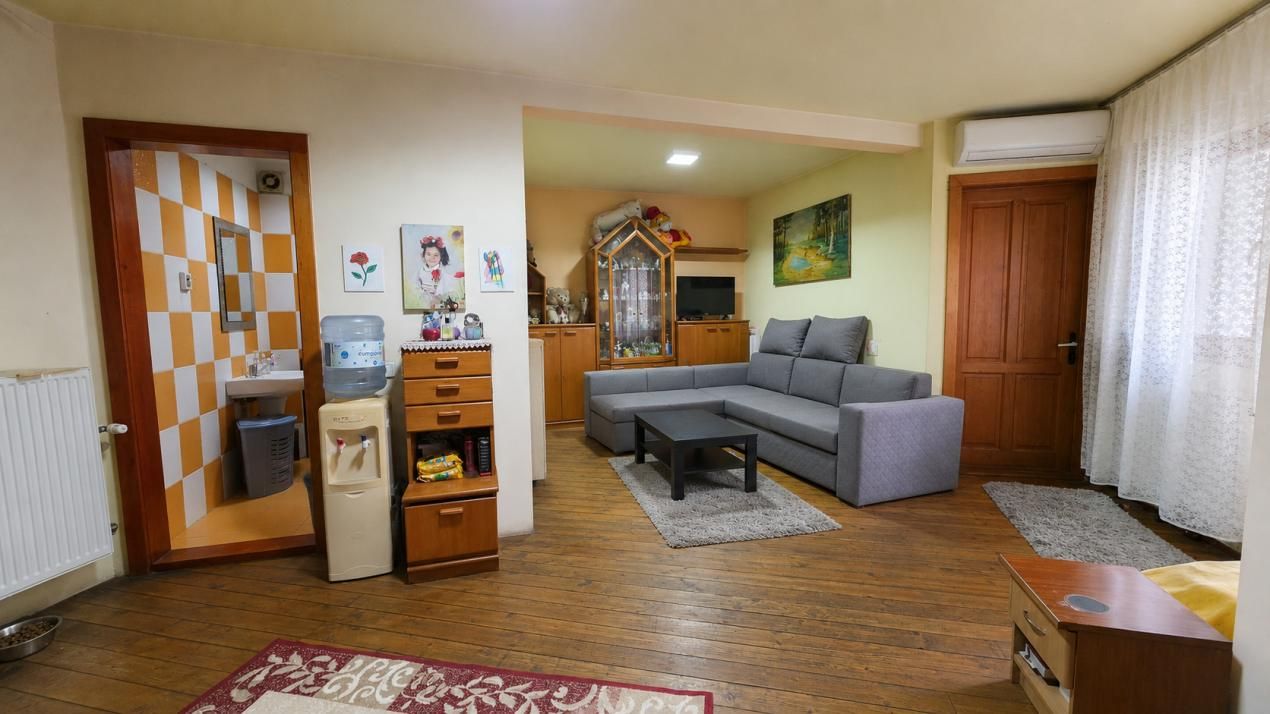 Casă cu 7 camere de vânzare în Pieptanari, București – fotografia 23 din 60