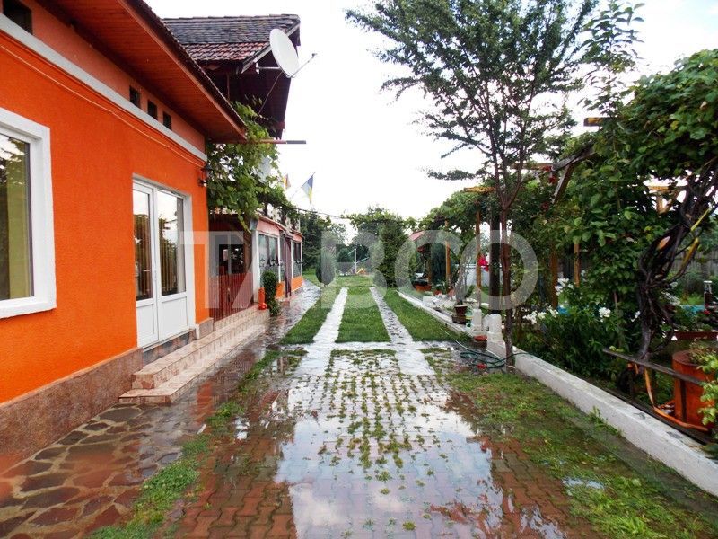 Hotel / pensiune cu 13 camere de vânzare în Cârțișoara – fotografia 4 din 53