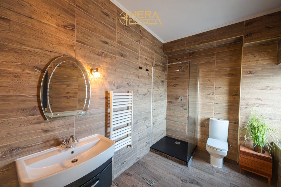 Casă cu 8 camere de vânzare în Ultimul leu, Galați – fotografia 49 din 86
