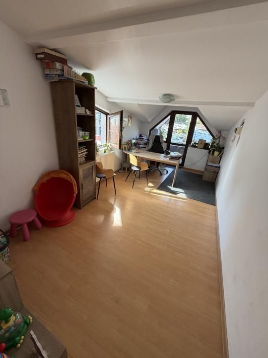 Spațiu comercial cu 6 camere de vânzare în Central, Giurgiu – fotografia 10 din 17