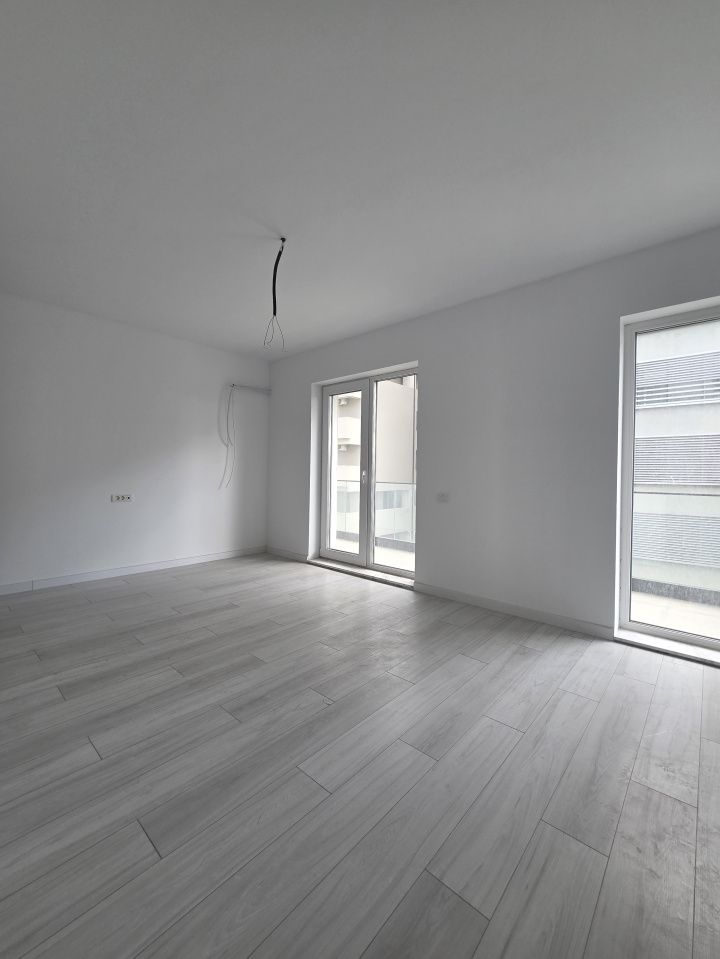 Apartament cu 2 camere de vânzare în Universitate, Constanța – fotografia 7 din 13