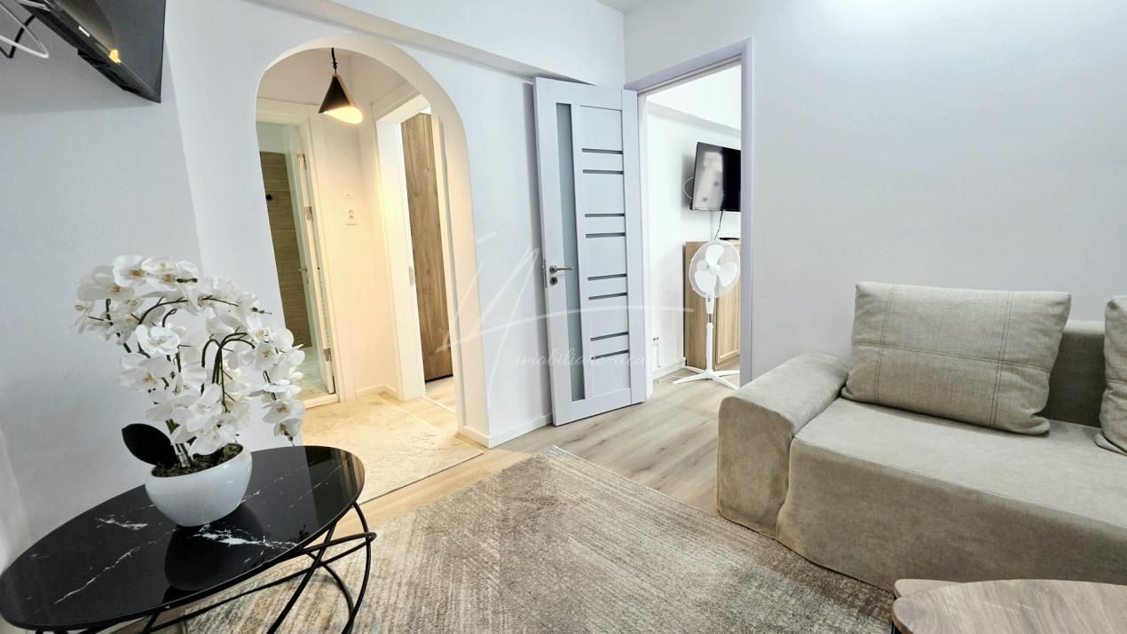 Apartament cu 3 camere de vânzare în Unirii, București – fotografia 2 din 60